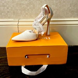 Be mine brand new never worn